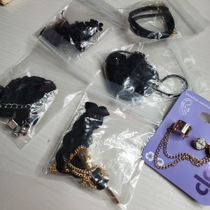 Black choker bundle